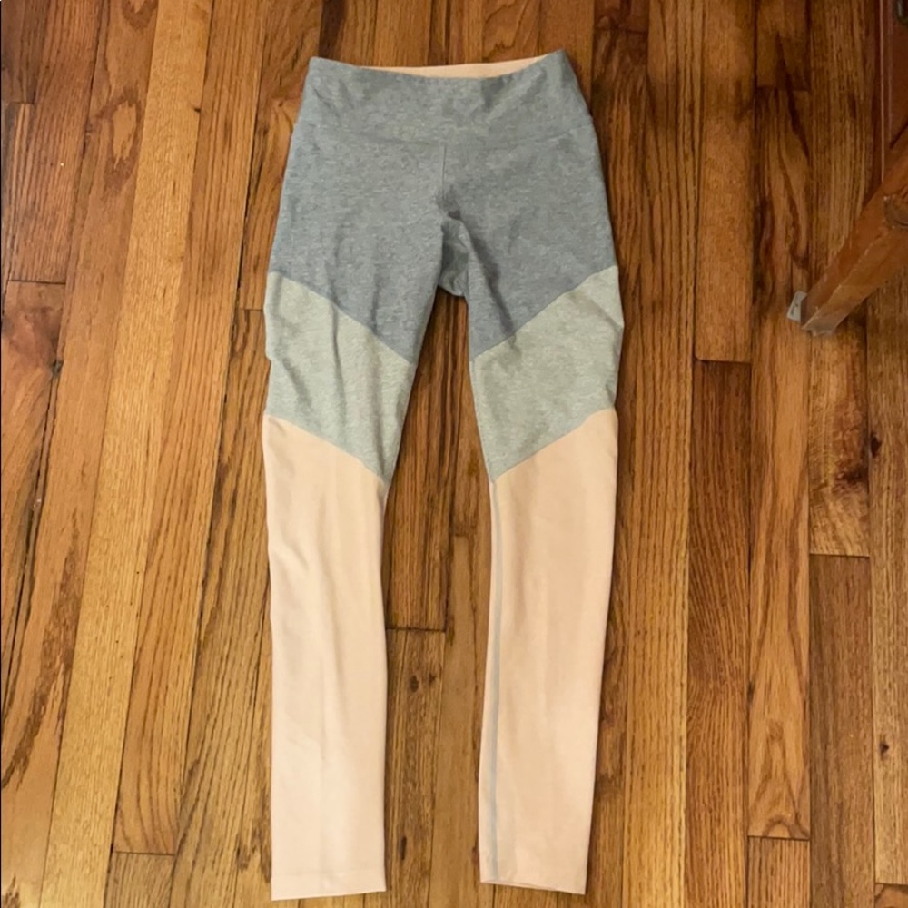 Outdoor Voices Leggings